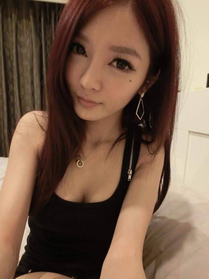 [自拍]IG正妹性感豹紋內衣噴血