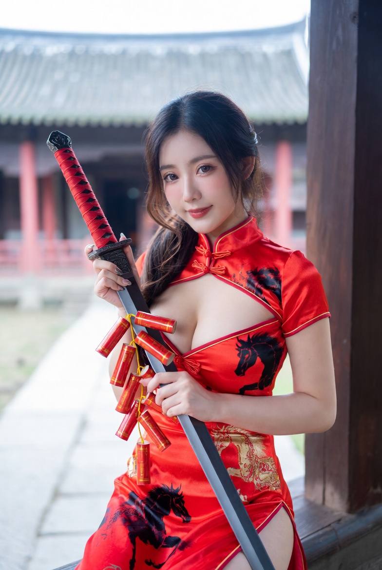 Sister Fire Red Cheongsam Celebrating the Year of the Horse